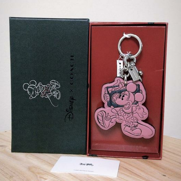 Coach X Disney Boxed Minnie Mouse Bag Charm - Picture 2 of 4